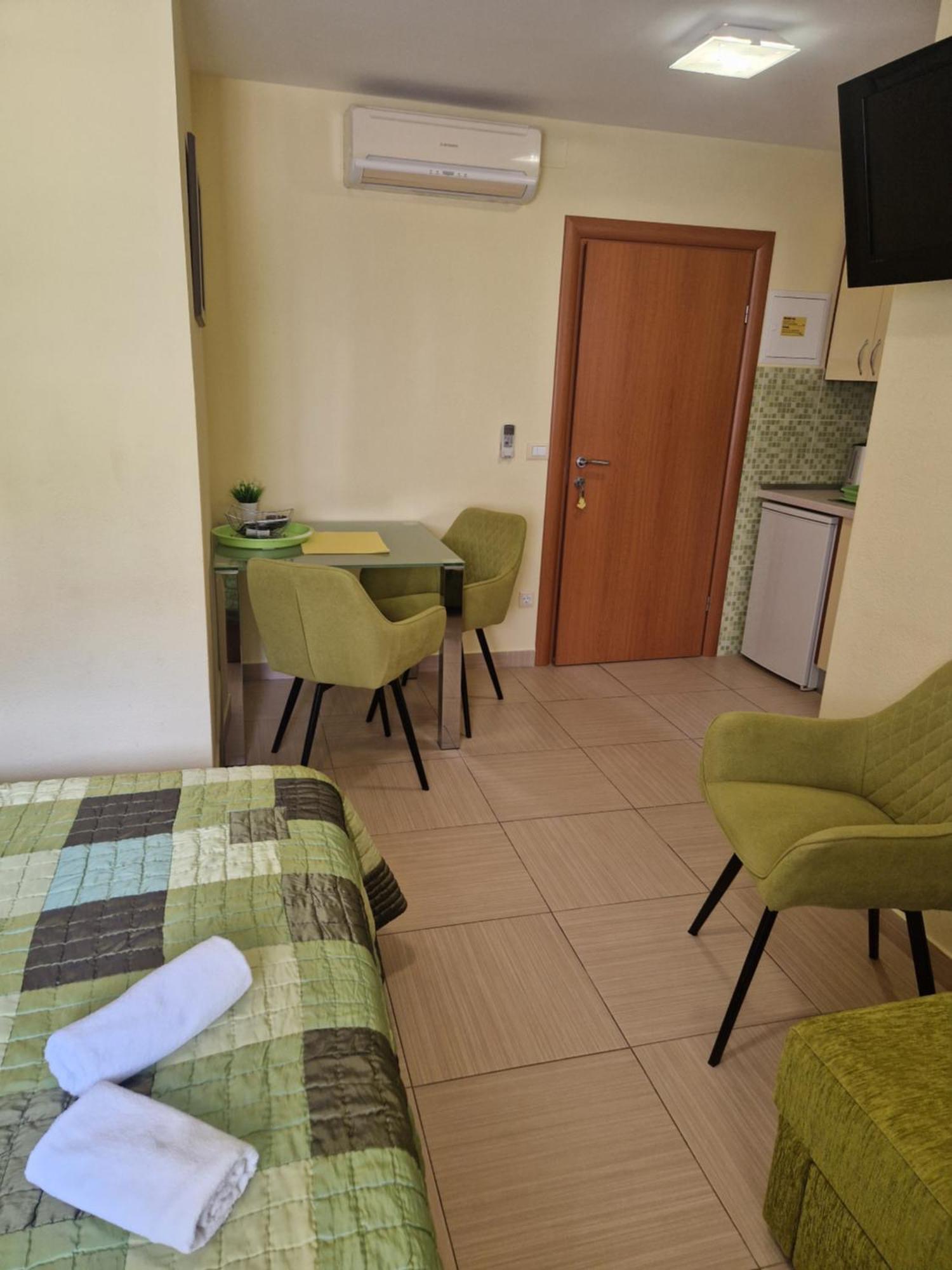 Villa Grgo Apartments Tučepi Eksteriør billede