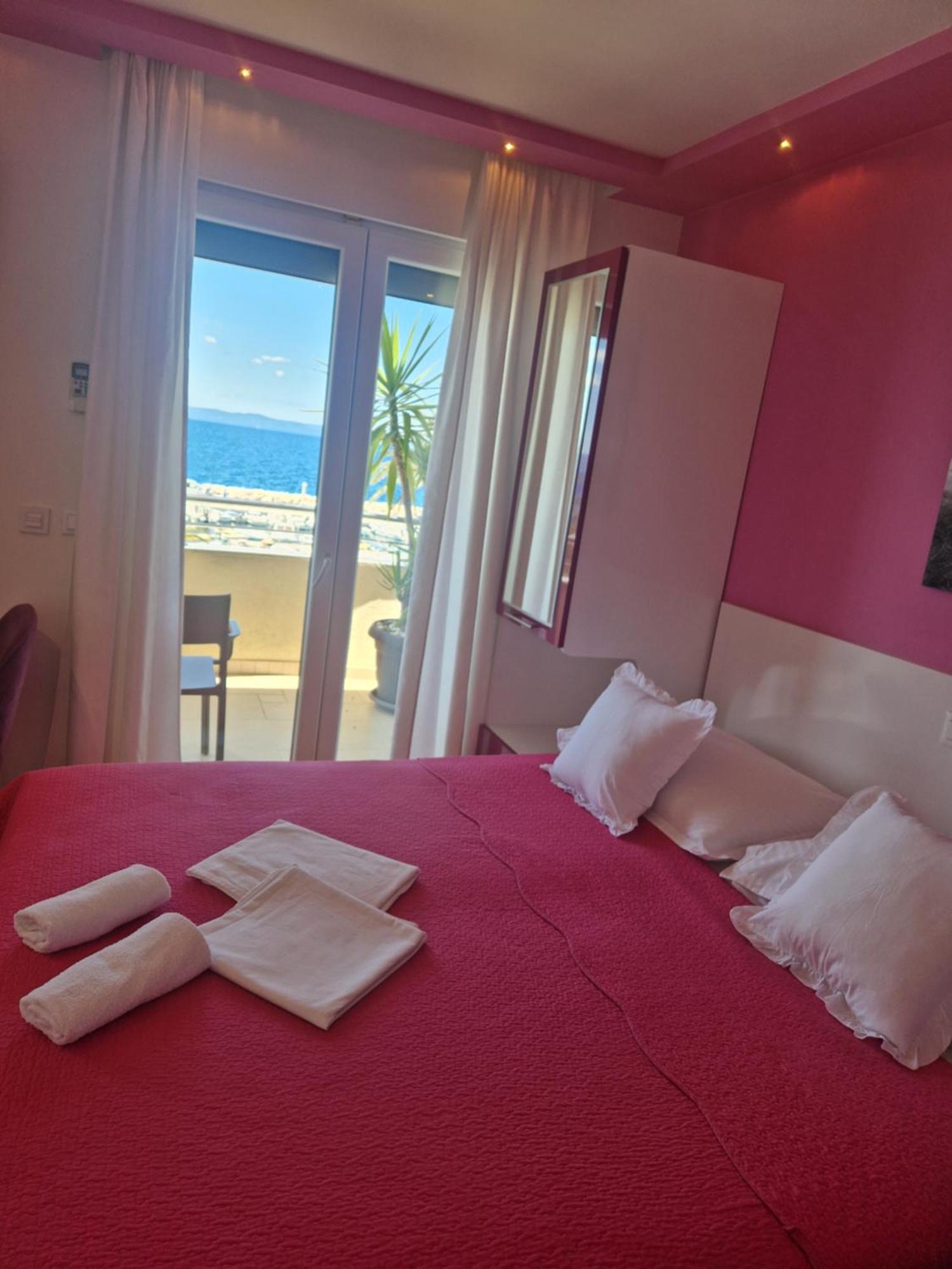 Villa Grgo Apartments Tučepi Eksteriør billede
